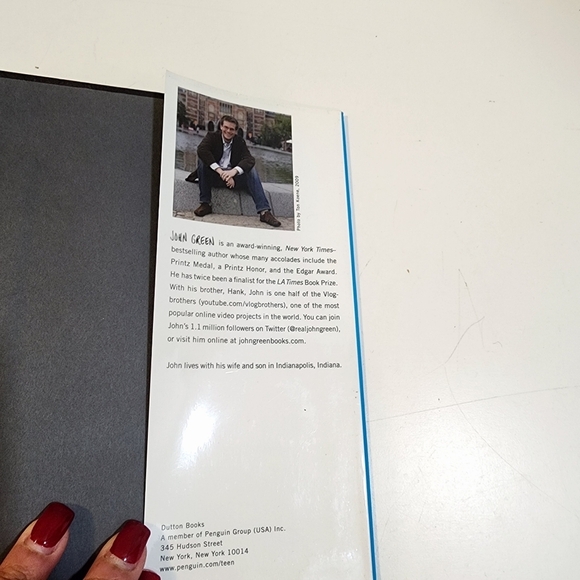 The Fault In Our Stars by John Green Book - Picture 4 of 7